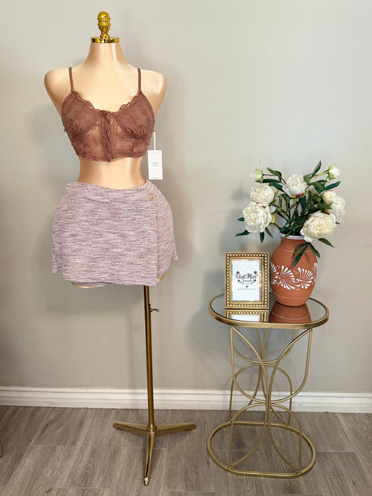 Mocha Lace Sleeveless Hook-and-eye Mesh crop top